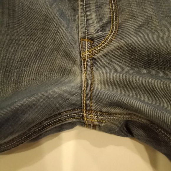 Levi's Men's 514 Slim Straight Leg Flap Back Pocket Red Tag Jeans - Picture 12 of 15